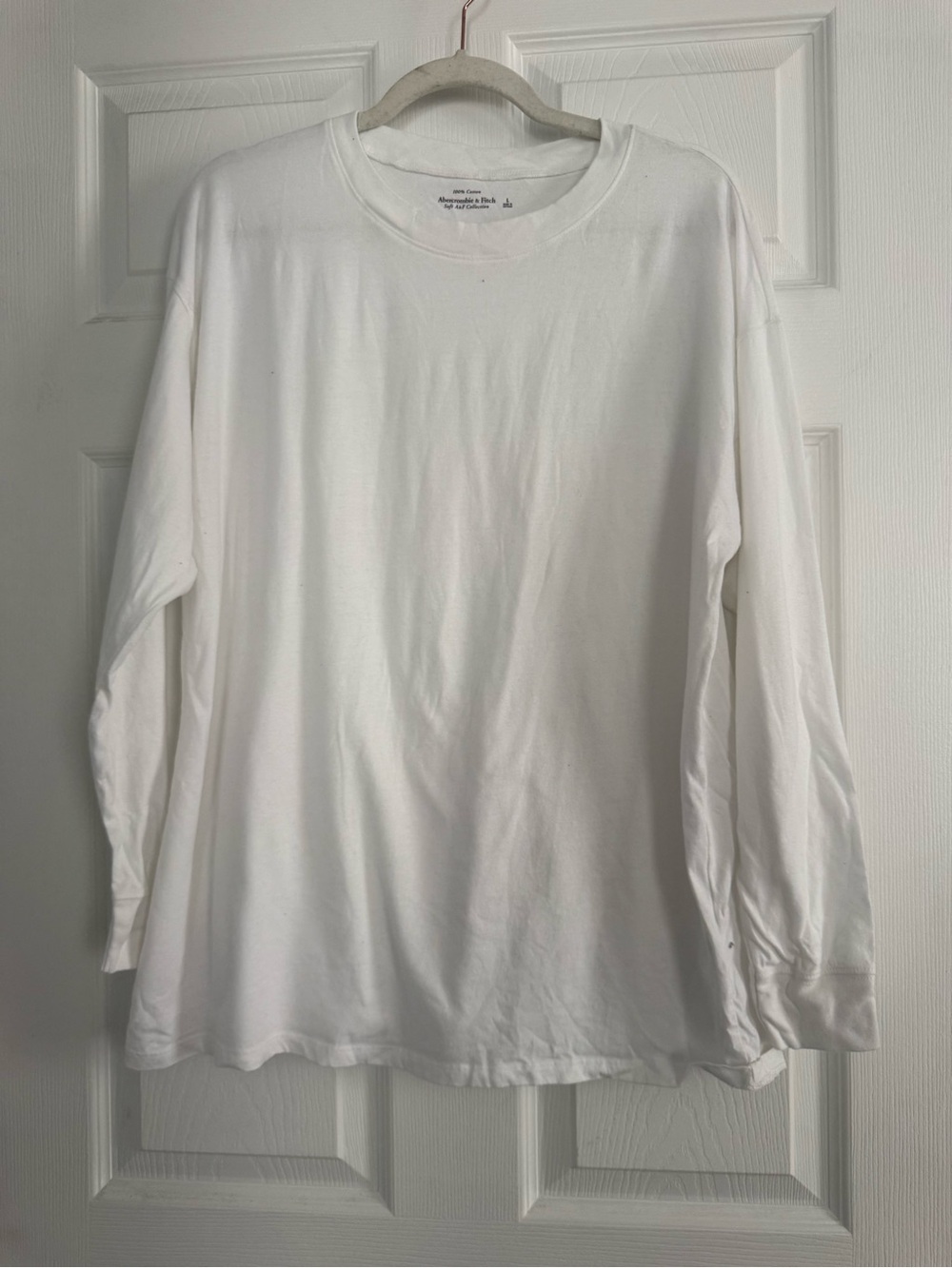 Abercrombie White Long-Sleeve Crewneck Shirt